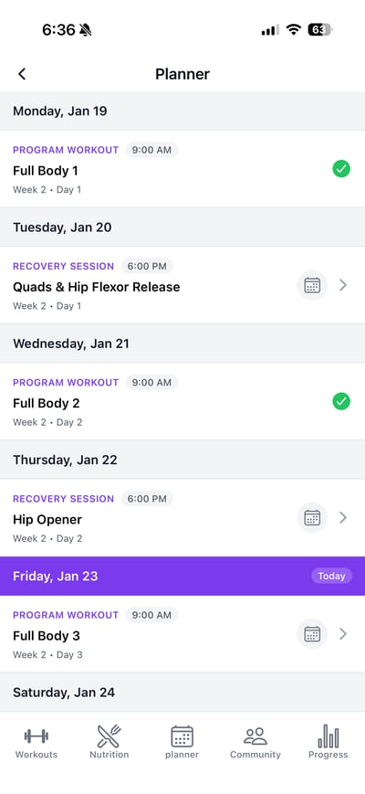 Strong Curves app weekly workout planner showing scheduled strength training and recovery sessions for women